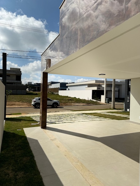 Casa Alphaville 1 com 3 suítes