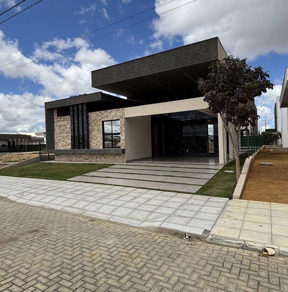 Casa térrea Parque dos Ipês I