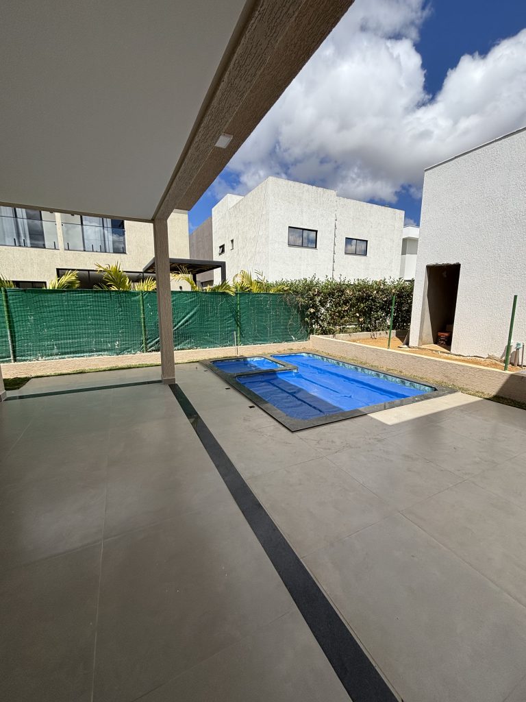 Casa térrea Parque dos Ipês I