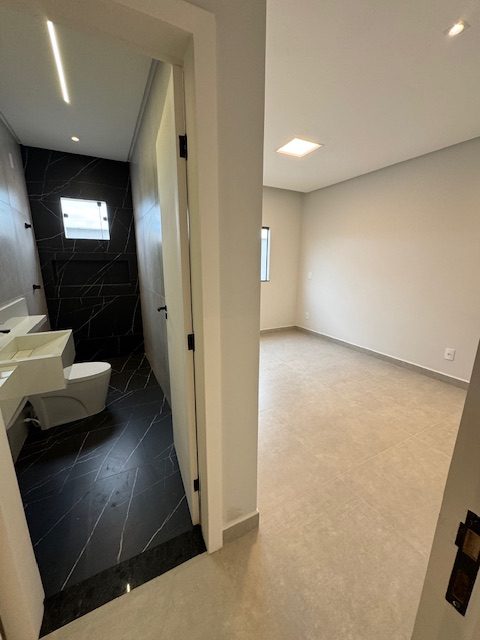 CASA ALPHAVILLE 1
