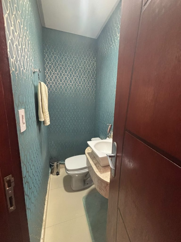 TRIPLEX 4/4 SENDO 2 SUITES