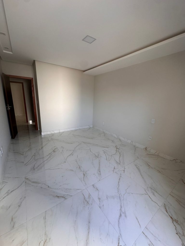 Duplex ao Lado do Shopping