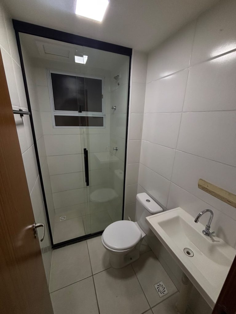 CONDOMINIO PARQUE VITORIA IMPERIAL 2/4