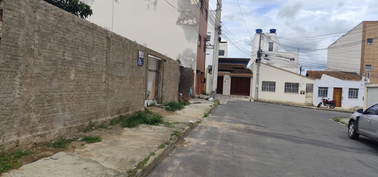 Lote próximo ao Sup. São Geraldo.